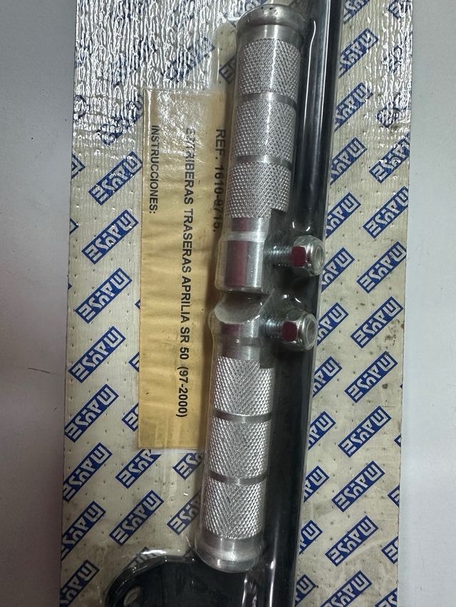 Estriberas traseras aprilia sr 50 97-2000