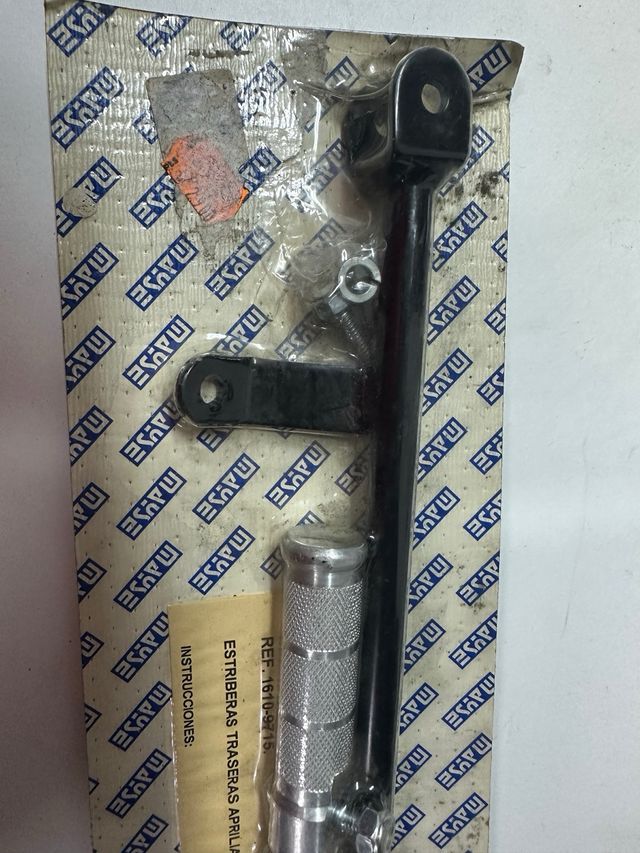 Estriberas traseras aprilia sr 50 97-2000