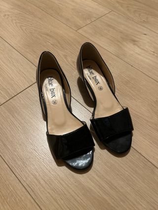Sandalias charol negro Blue Box Talla 36
