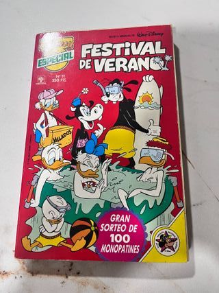 Mickey y Minnie + libro regalo Festival de Verano