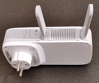TP-Link RE650 Wi-Fi Range Extender