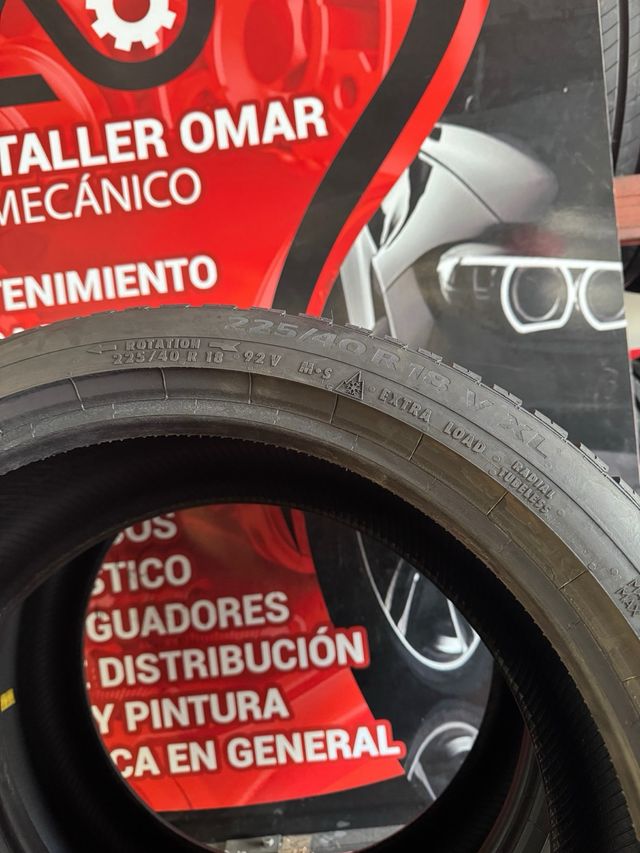 Neumáticos 225/40 R18 92V XL