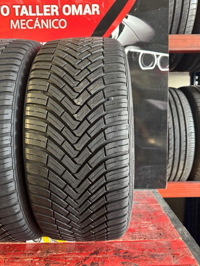 Neumáticos 225/40 R18 92V XL