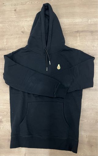 Sudadera negra con capucha y logo de aguacate