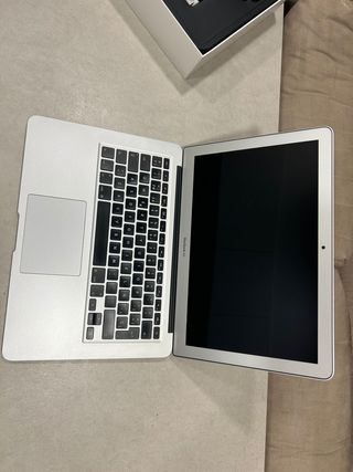 MacBook Air 13 2013 i5 4GB 128GB