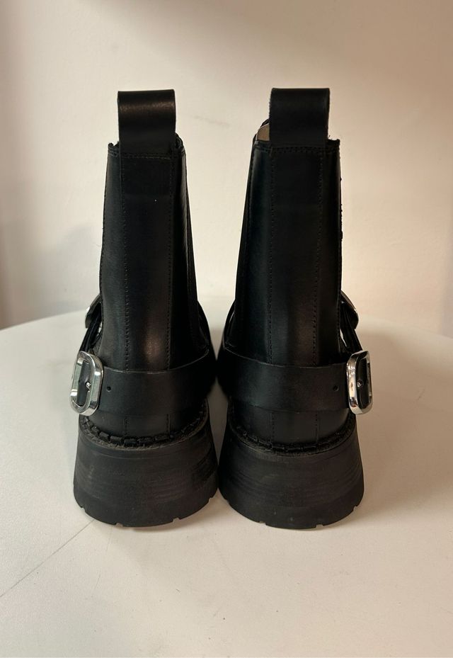 Botas negras con hebilla - miniatura 3
