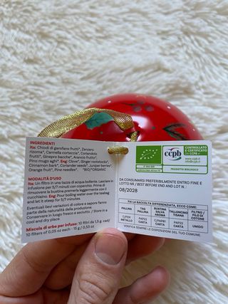 Pallina di Natale con tisane bio Valverbe