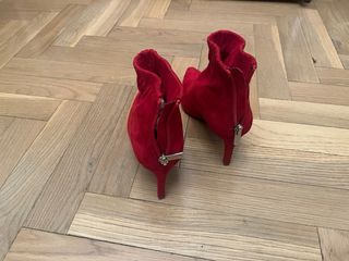 Botines rojos Stradivarius talla 35