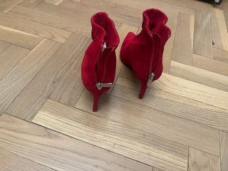 Botines rojos Stradivarius talla 35