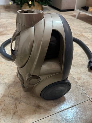 Aspirador Saivod 1800W