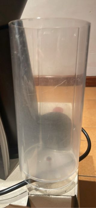 Cafetera Nespresso Vertuo Roja