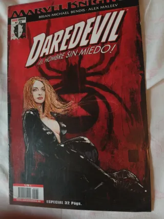 28 comics de Daredevil.