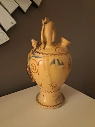 Botijo antiguo en cerámica de Priego (Cuenca)