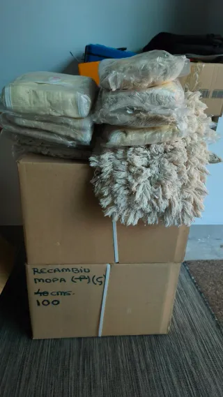 Lote nuevo de l Productos de limpieza industrial