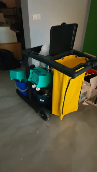 Lote nuevo de l Productos de limpieza industrial