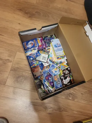 Cartas Adrenalyn, Pokémon y Fortnite