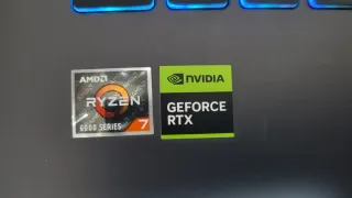 Portátil Gaming Asus ROG Strix G513RC