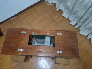 Mueble Singer Madera y Metal