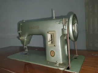 Mueble Singer Madera y Metal