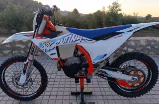 KTM EXC-F 450 Six Days