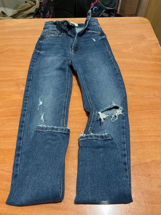Stradivarius Vaqueros Super High Waist Talla 32