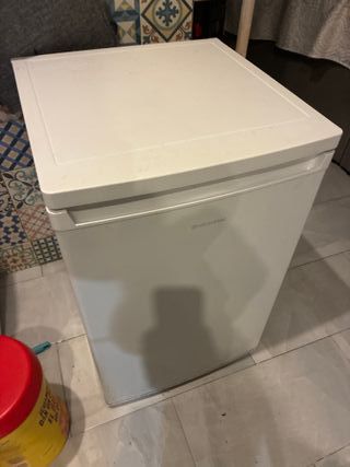 Nevera pequeña con congelador