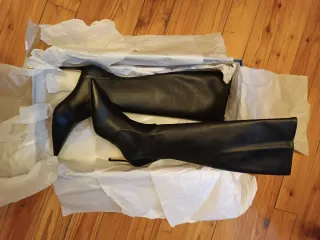 Botas altas Stuart Weitzman negras