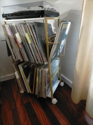 Mueble para discos de vinilo, tocadiscos, revistas