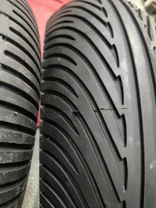 Neumáticos Dunlop Moto Slicks Agua 2