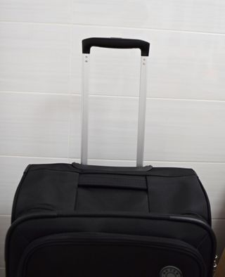 MALETA DE CABINA MOVOM ATLANTA NEGRA 37x56x20 cm