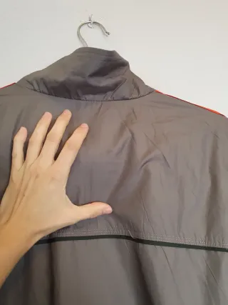 Chándal Adidas Gris y Rojo Completo