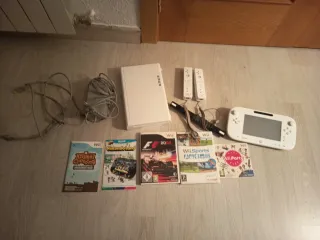 Nintendo Wii U con 3 giochi e scatola