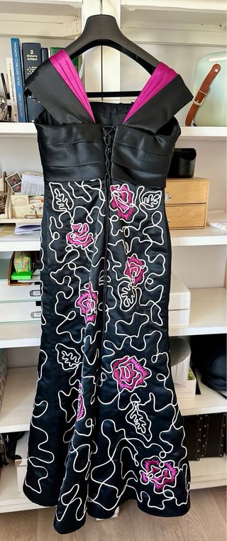 Vestido Sonia Peña bordado fiesta