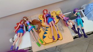 Statua Bambina Principessa Gialla