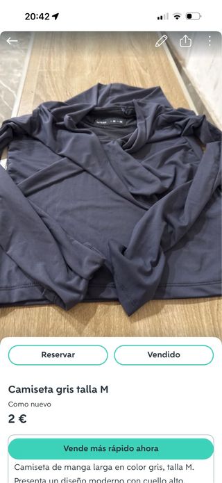 Camiseta gris manga larga cuello alto Talla M