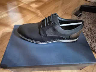 Zapatos de vestir hombre negros y dorados