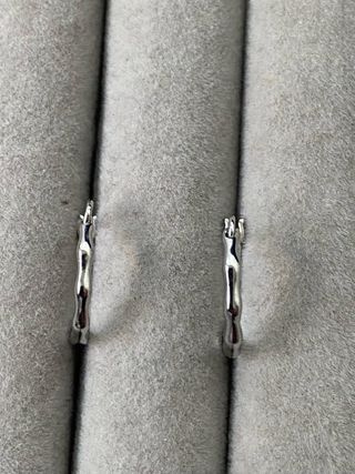 Pendientes de plata con diseño orgánico