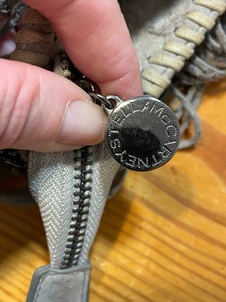 Borsa Stella McCartney con frange beige/grigio in pelle