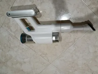 Aspirador Cecotec Conga Rockstar pequeño