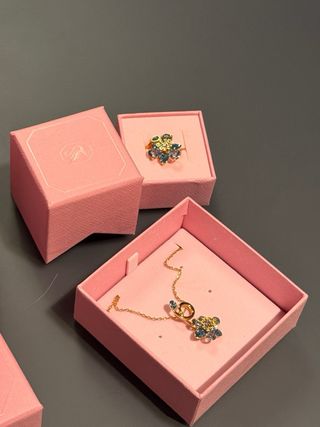 Colgante Flor Swarovski Azul y Dorado