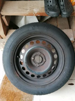 Rueda Michelin 185/65R15