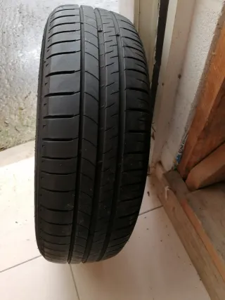 Rueda Michelin 185/65R15
