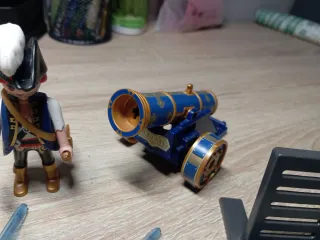Playmobil Pirata con Cañón y Accesorios