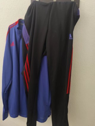 Chándal Adidas Azul y Rojo