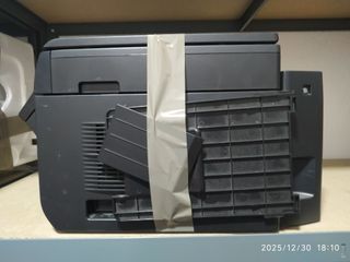 Due stampanti Epson e Panasonic nere in vendita