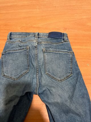 Vaqueros Stradivarius Skinny Low Waist Talla 32