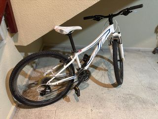 Bicicleta Specialized Myka Talla S 13