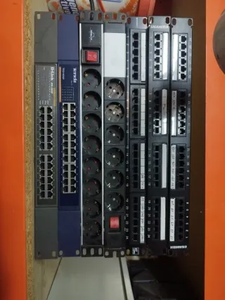 Accesorios Rack Redes D-Link GIGAMEDIA Tenda