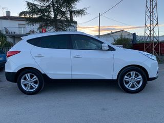 HYUNDAI ix35 1.7 CRDi SLE Sky 4x2