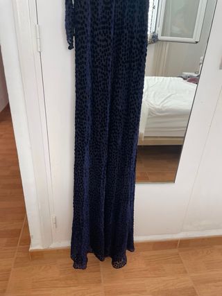 Vestido largo de fiesta con lunares